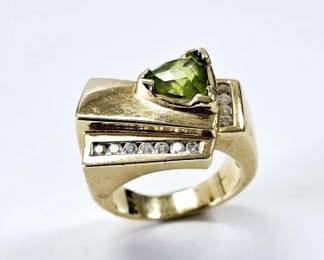 14K Yellow Gold Peridot & Diamond Ring