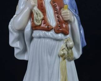 Herend Porcelain Hungarian Figurine 5441