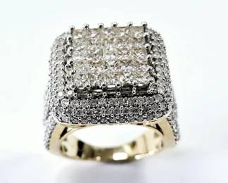 10K Diamond Cluster Cocktail Ring