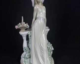 Lladro Porcelain Figurine 5378 Time For Reflection