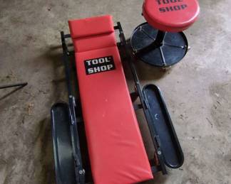 Tool Shop Brand Creeper