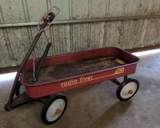 Radio Flyer Red Wagon