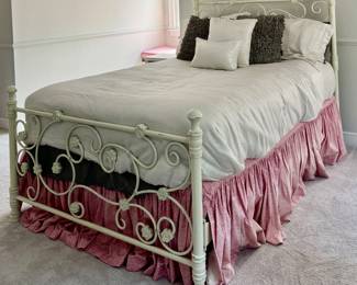 Queen Iron Bed