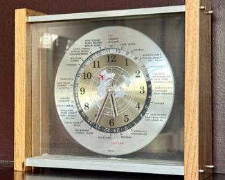 Verichron World Mantle Clock