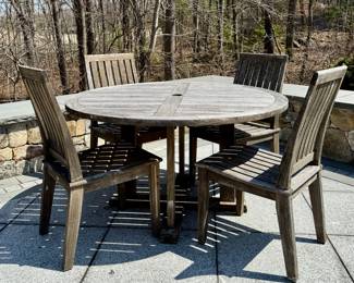 Gloster Teak Table & 4 Chairs