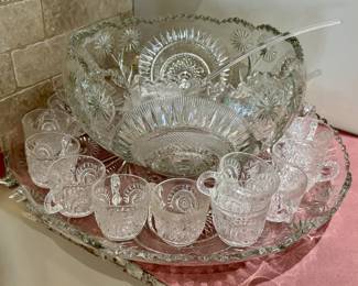 LE Smith Co Punchbowl Set with 23 Glasses
