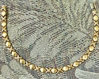 14 karat Italy, X & O bracelet