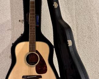 Yamaha FG 730 Guitar