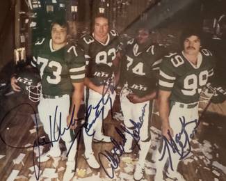 autograph detail