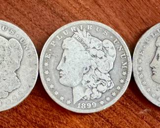 (5) One Dollar Coins