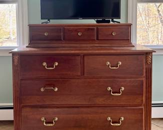 Ethan Allen Dresser
