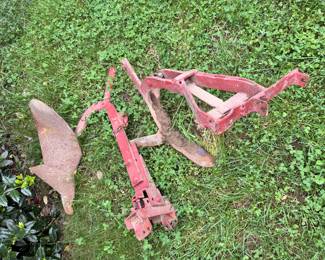 Single plows (2)