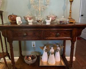 Folding buffet table