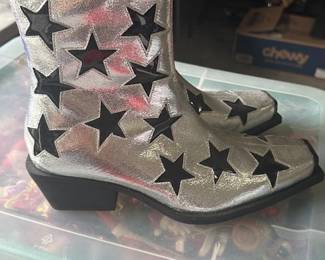 Boots, never been worn