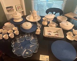 China, glassware, ceramic dishes