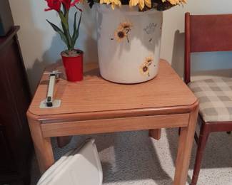 End table