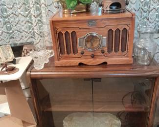 Cabinet and record player