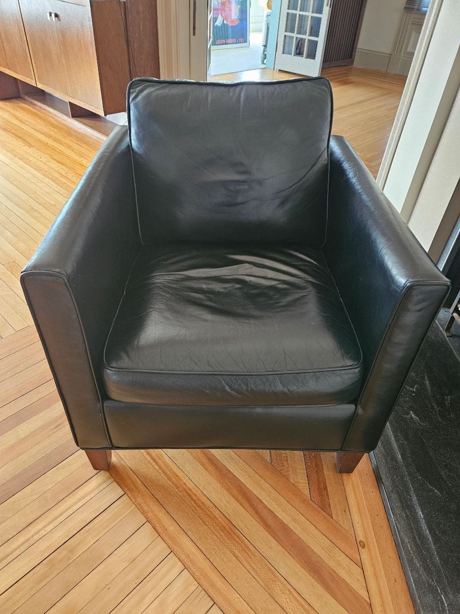 Stickley Black Leather Armchair 