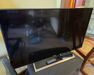 #27 Sony Bravia Flat Screen 43" TV w/ Remote Model XBR-43X800E $45.00