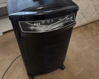 #49 Rain Soft Air Master DFS Portable Room Air Cleaner $30.00