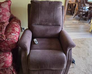 #13 Cloth Lift Chair - Working $200.00