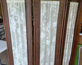 #14 Metal and Lace 3 Panel Privacy Screen 67.5x17.5-52 $45.00