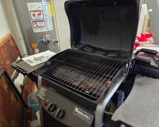 #91 BBQ Pro Gas Grill 2 Burner $40.00