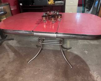Great find! This Great 1950's Formica and Chrome Kitchen Table was found In the basement under boxes, bags, and was covered in sheets...Very Good Condition!