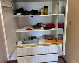 Free Bedroom set
NO HOLDS , first person who comes in when we open and says they want it and can take it apart during our timeframe will get it.
All items must be taken apart, and moved during our 2:30-5:00 Monday timeframe.