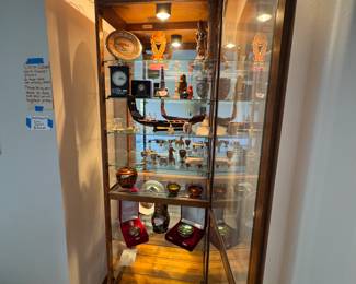 FREE smaller curious cabinet
NO HOLDS , first person who comes in when we open and says they want it and can take it apart during our timeframe will get it.
All items must be taken apart, and moved during our 2:30-5:00 Monday timeframe.
