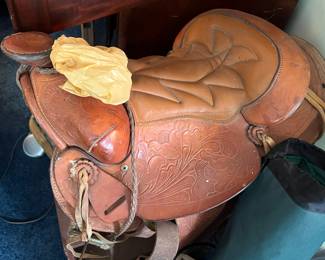 Texas saddle