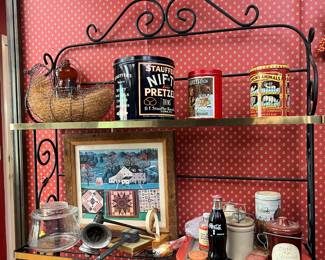 Assortment of decor