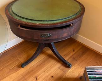 Antique Duncan Phyfe Round table with pullout drawers and velvet top.
