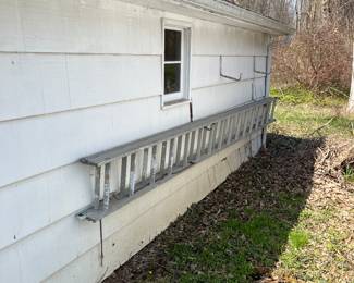 30 foot extension ladder.