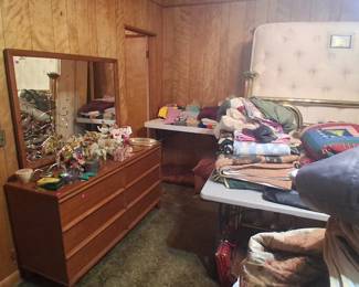1950s MCM Dresser w/Mirror, Brass Framed Queen Bed, Quilts