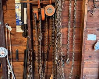 Variety of tow/lift chains, hooks and metal pulleys