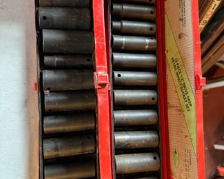 12 Piece 1/2" drive deep metric impact socket set. Designed for use with impact wrenches in high-torque applications.