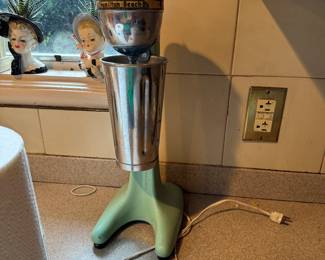 Vintage Hamilton Beach DrinkMaster in jadeite green color from the 1940s. Make soda fountain-style drinks at home. Durable design with mixing tumbler.