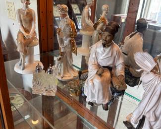 Antique ceramic/porcelain figures in excellent condition.