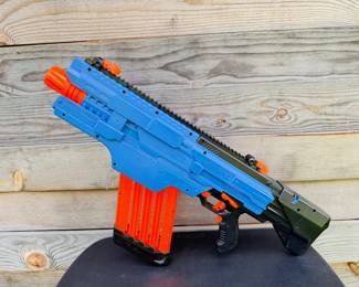 41 NerfRivalMXVI4000Gun