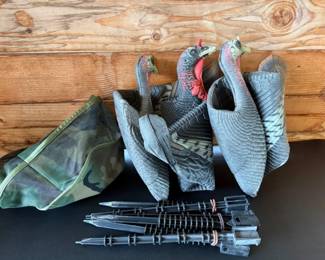 157 Collectionof3TurkeyDecoys