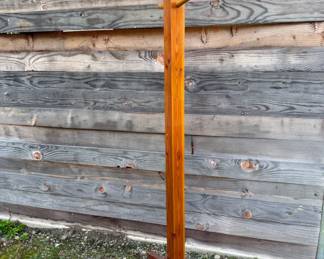 73 WoodCoatStand