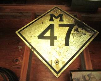M 47 Road Sign