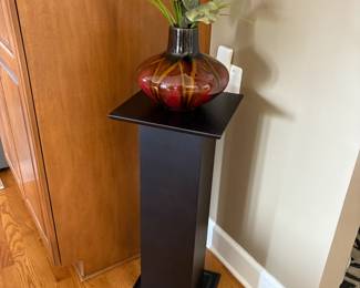 . . . nice plant stand and vase