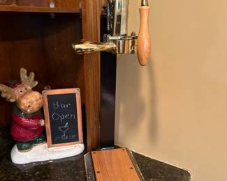 . . . deluxe wine opener