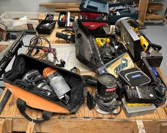 STILL AVAILABLE FOR SUNDAY! SEND YOUR OFFERS IF YOU CAN PICK UP SUNDAY 12-4!