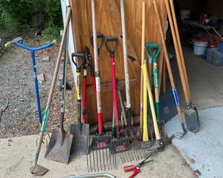 STILL AVAILABLE FOR SUNDAY! SEND YOUR OFFERS IF YOU CAN PICK UP SUNDAY 12-4!