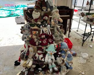 STILL AVAILABLE FOR SUNDAY! SEND YOUR OFFERS IF YOU CAN PICK UP SUNDAY 12-4!