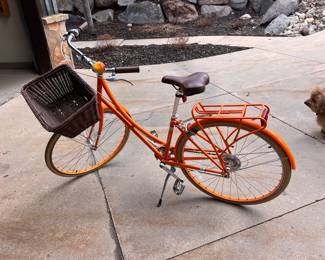 $300 - Public C7
Fender has dent / tires need air