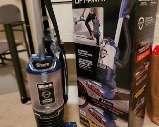 Shark Performance Lift Away Vacuum Cleaner